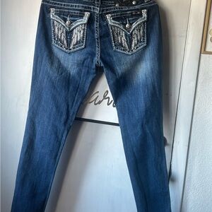 Miss Me Woman’s Jeans Size 29, Signature Skinny